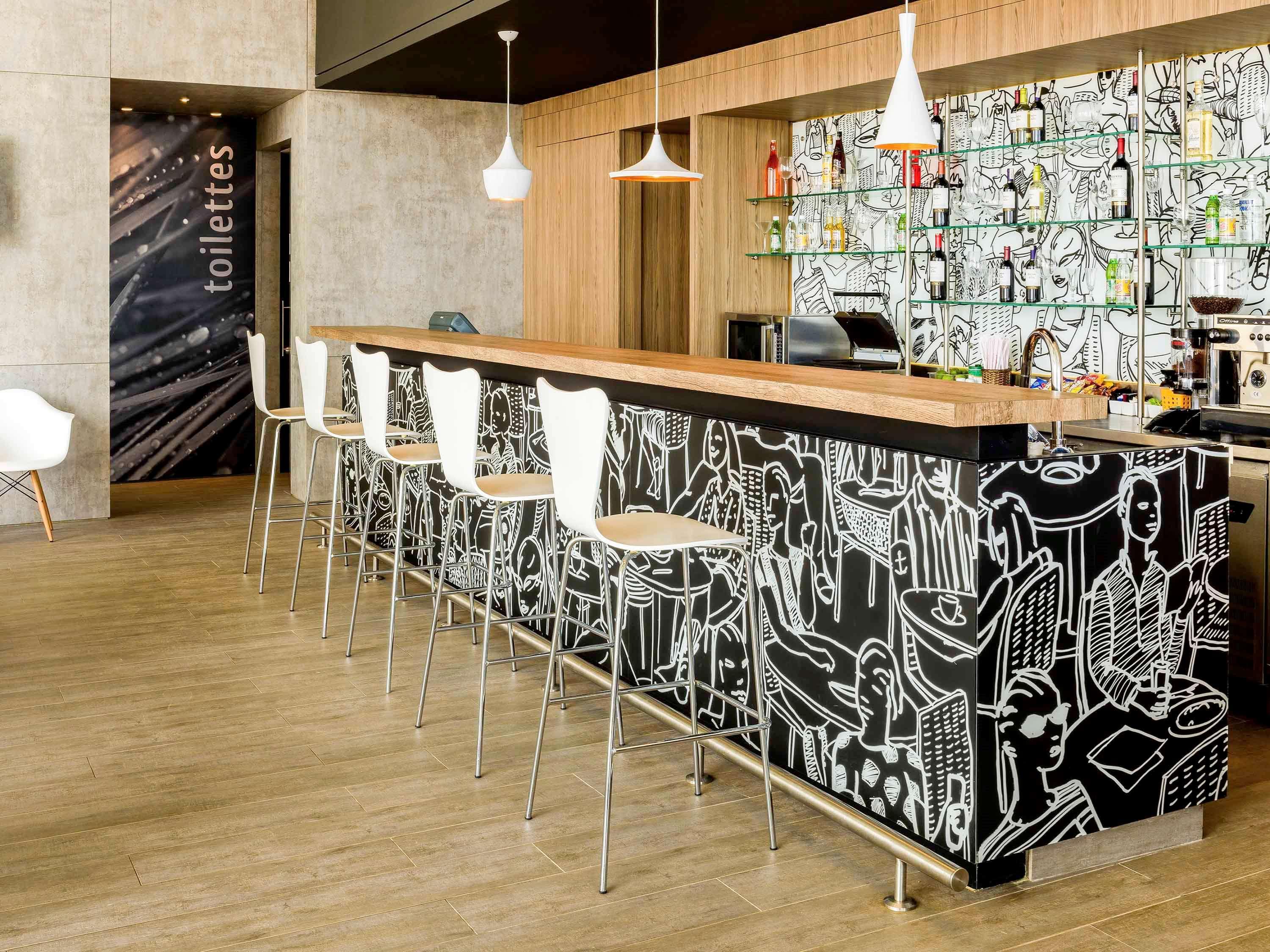卡塔赫纳马贝拉宜必思酒店 Cartagena 外观 照片